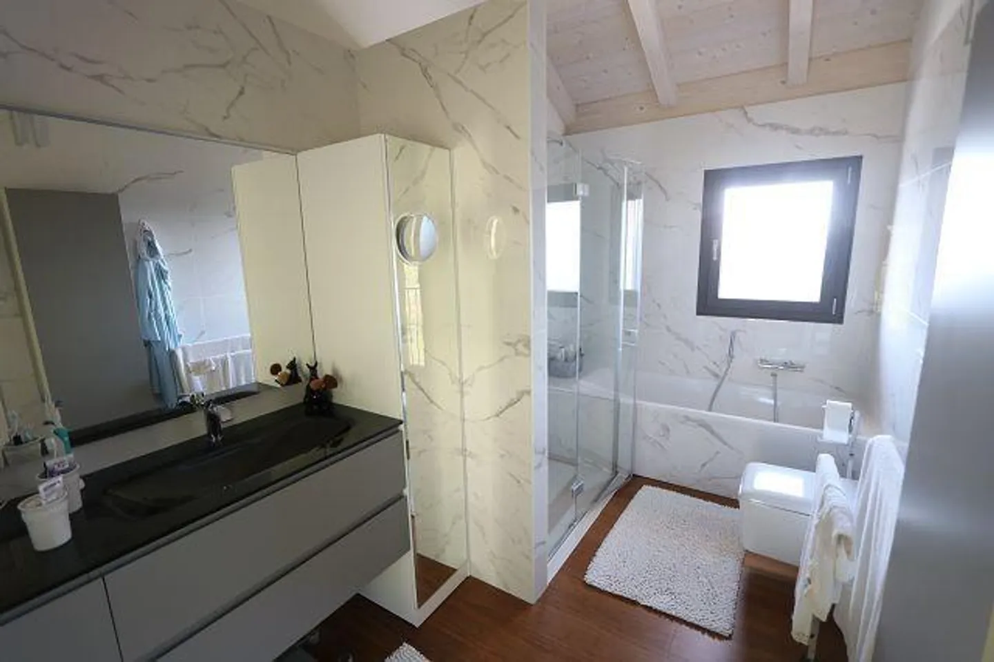 Luxuriöse Villa mit atemberaubender Aussicht - Foto 14 von 35