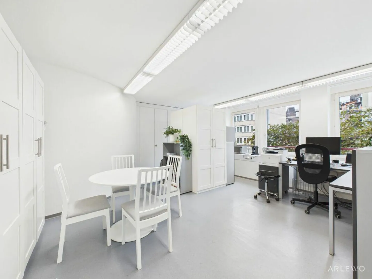 Office space for rent - Photo 5 of 7