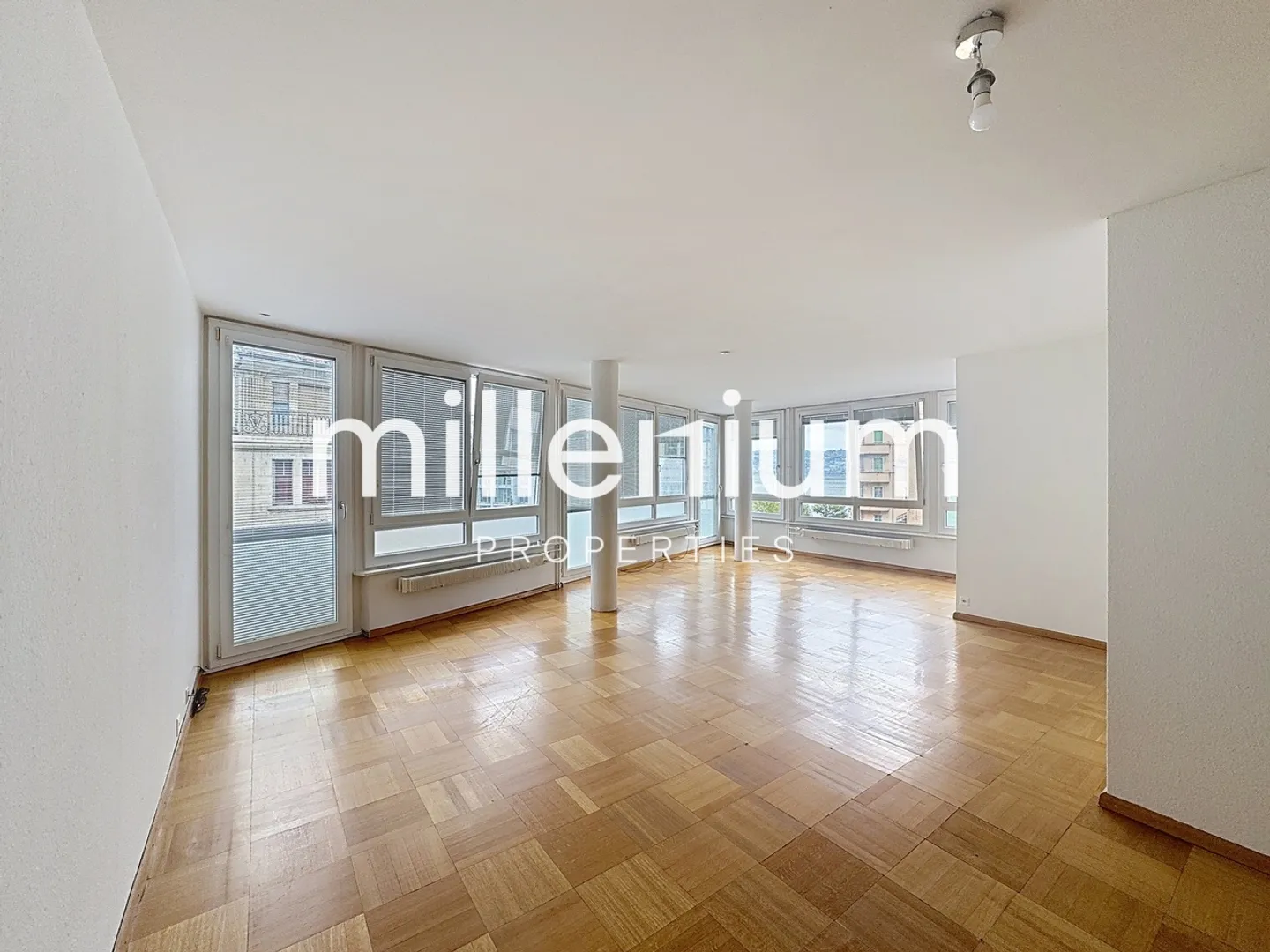 Beautiful apartment in the heart of Geneva - Photo 2 of 9