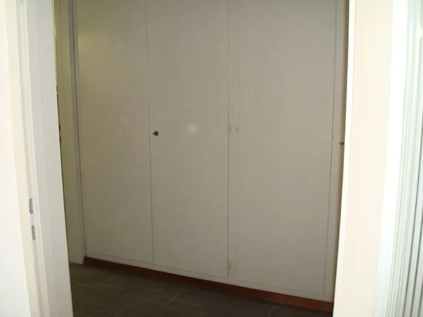 Helles Studio nahe Spalentor - Foto 5 von 5