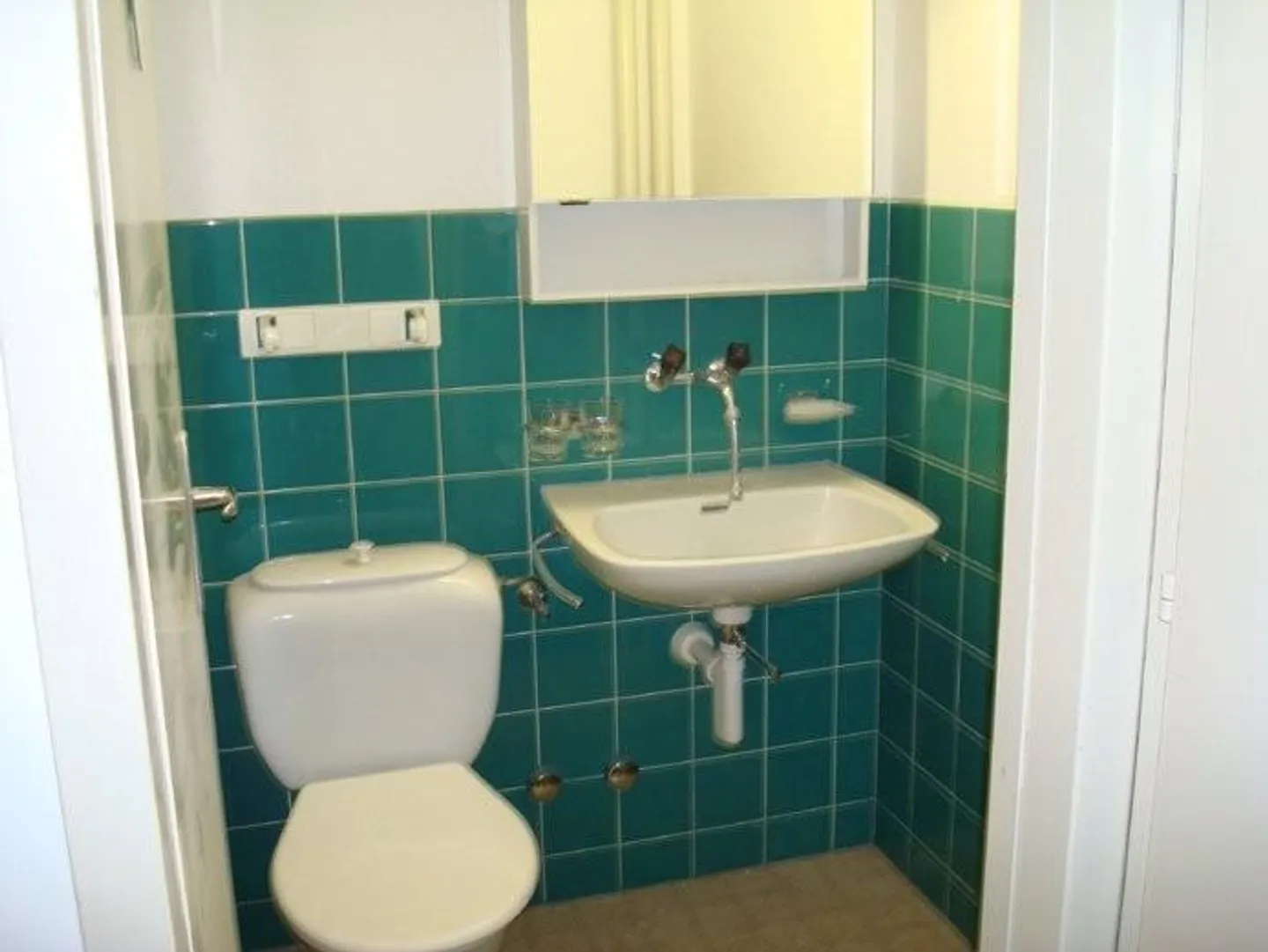 Helles Studio nahe Spalentor - Foto 3 von 5