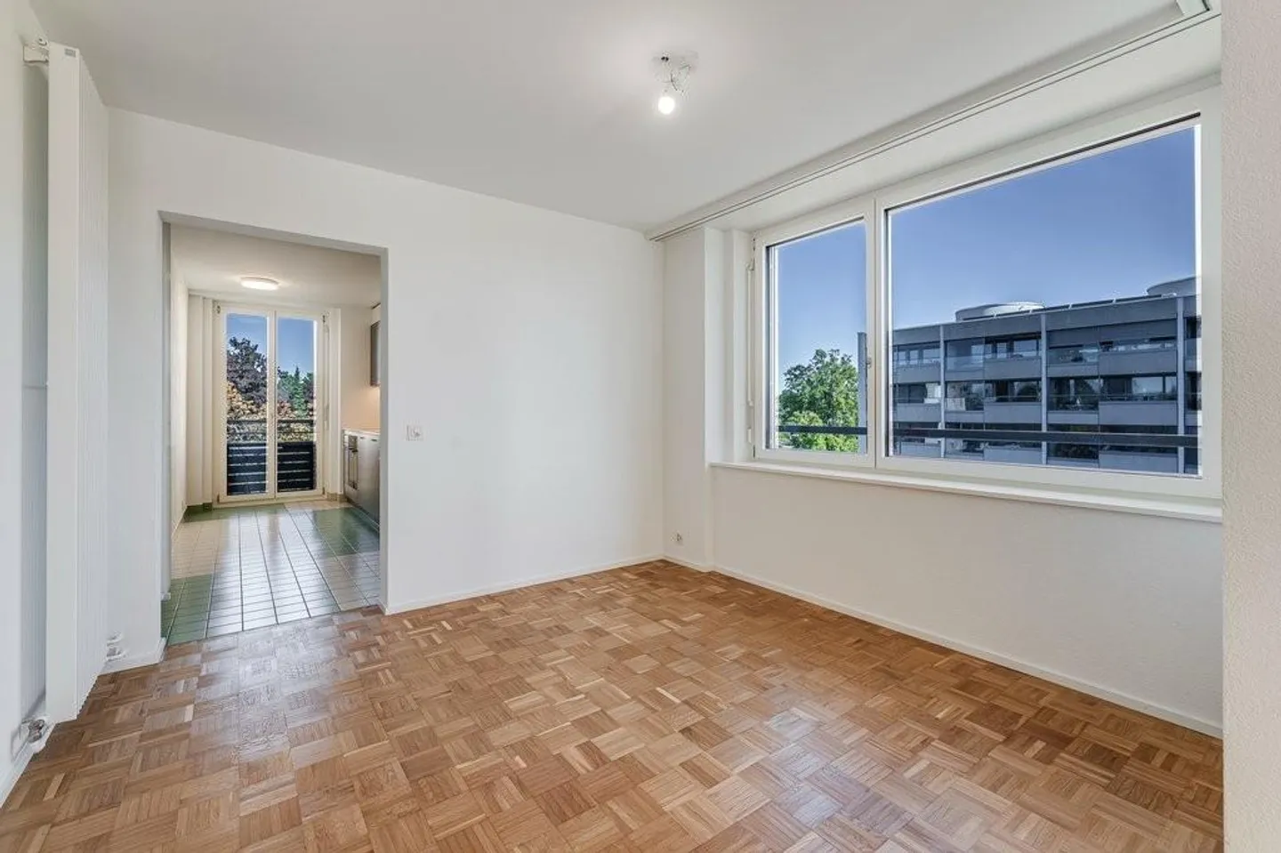Freshly renovated and ready to move in - Photo 5 of 9