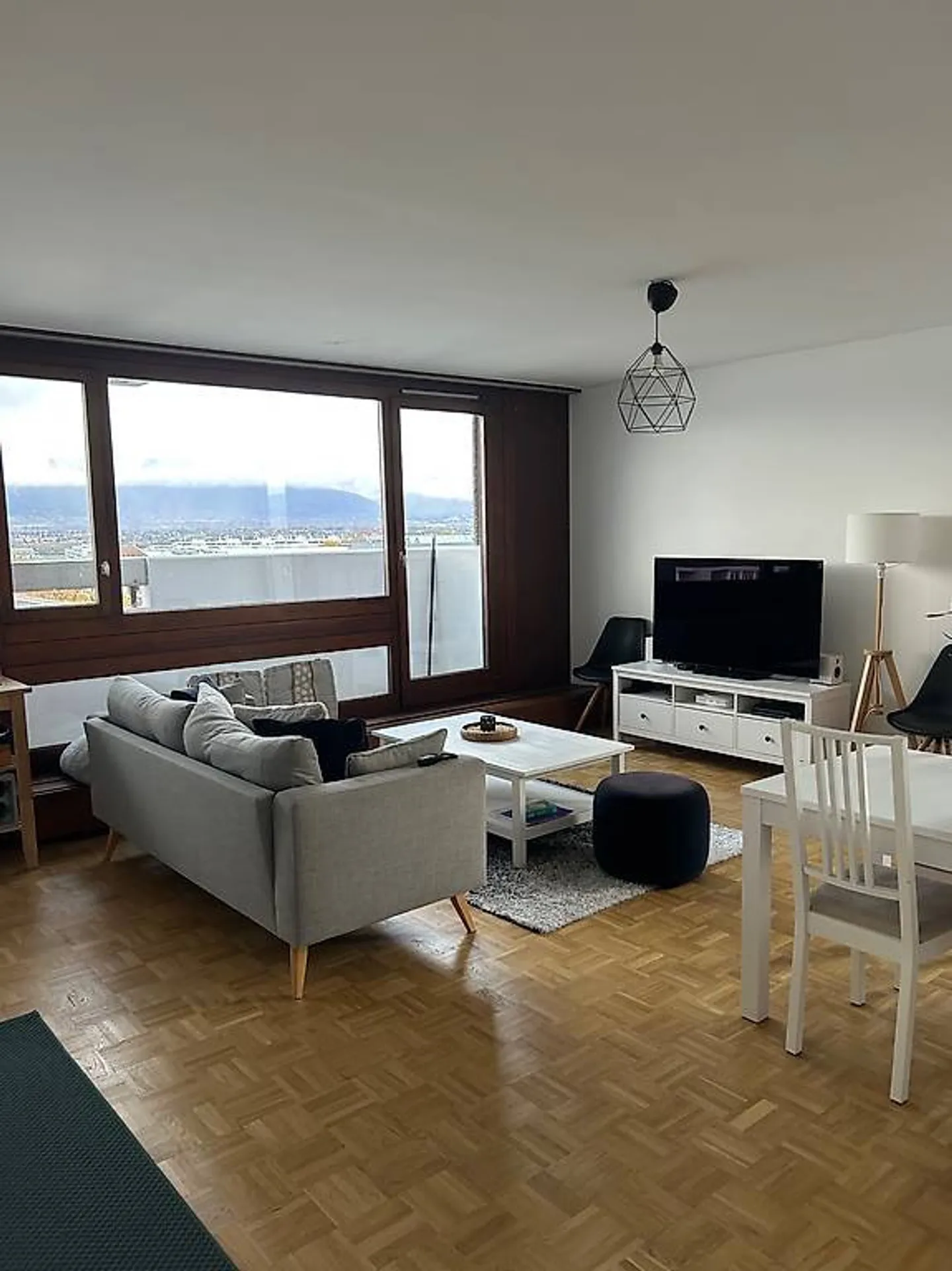 3-room apartment in Petit-Saconnex - Photo 1 of 4