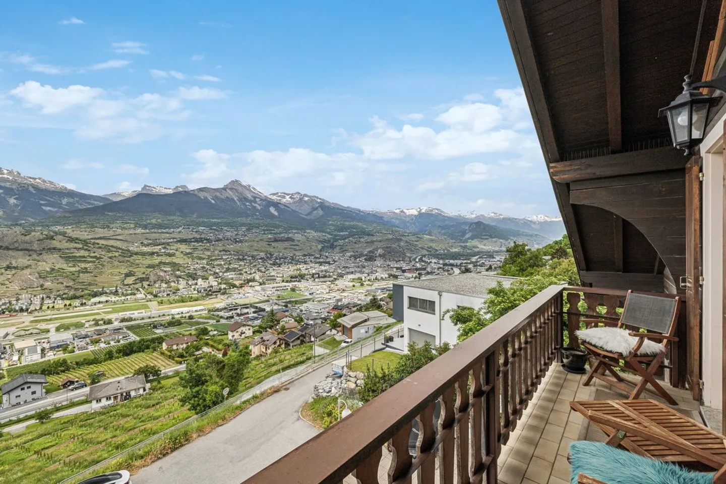 Gioiello soleggiato di 3,5 stanze - Foto 2 di 5