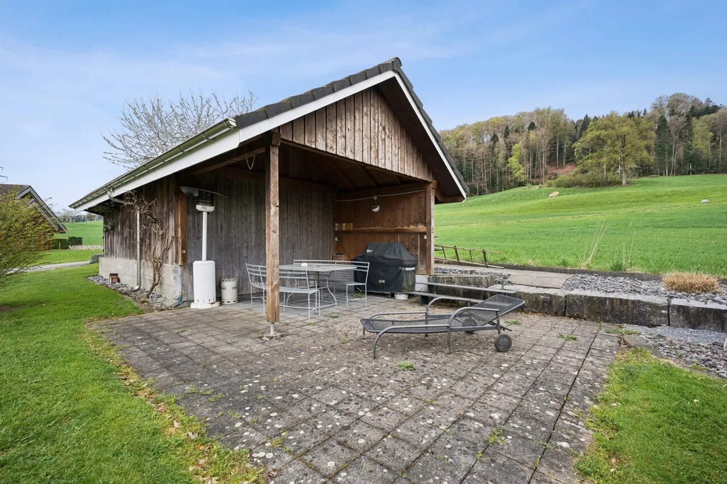 Charming Country House with Views - Photo 11 of 12