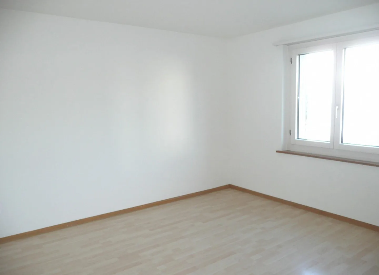 Proprietà ben curata con vista sul verde - Foto 4 di 6