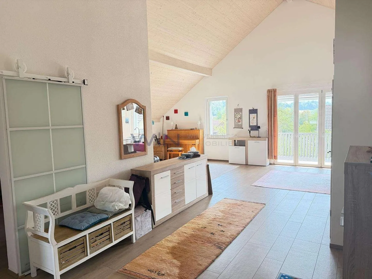 Appartement confortable inondé de lumière avec ascenseur privé - Photo 9 sur 10