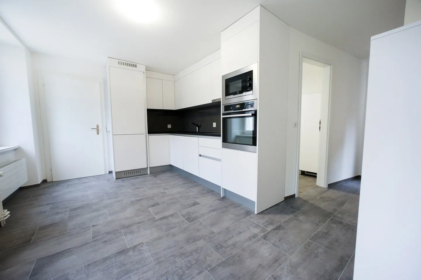 Bijou de 3,5 pièces dans la vieille ville de Soleure - Photo 4 sur 13