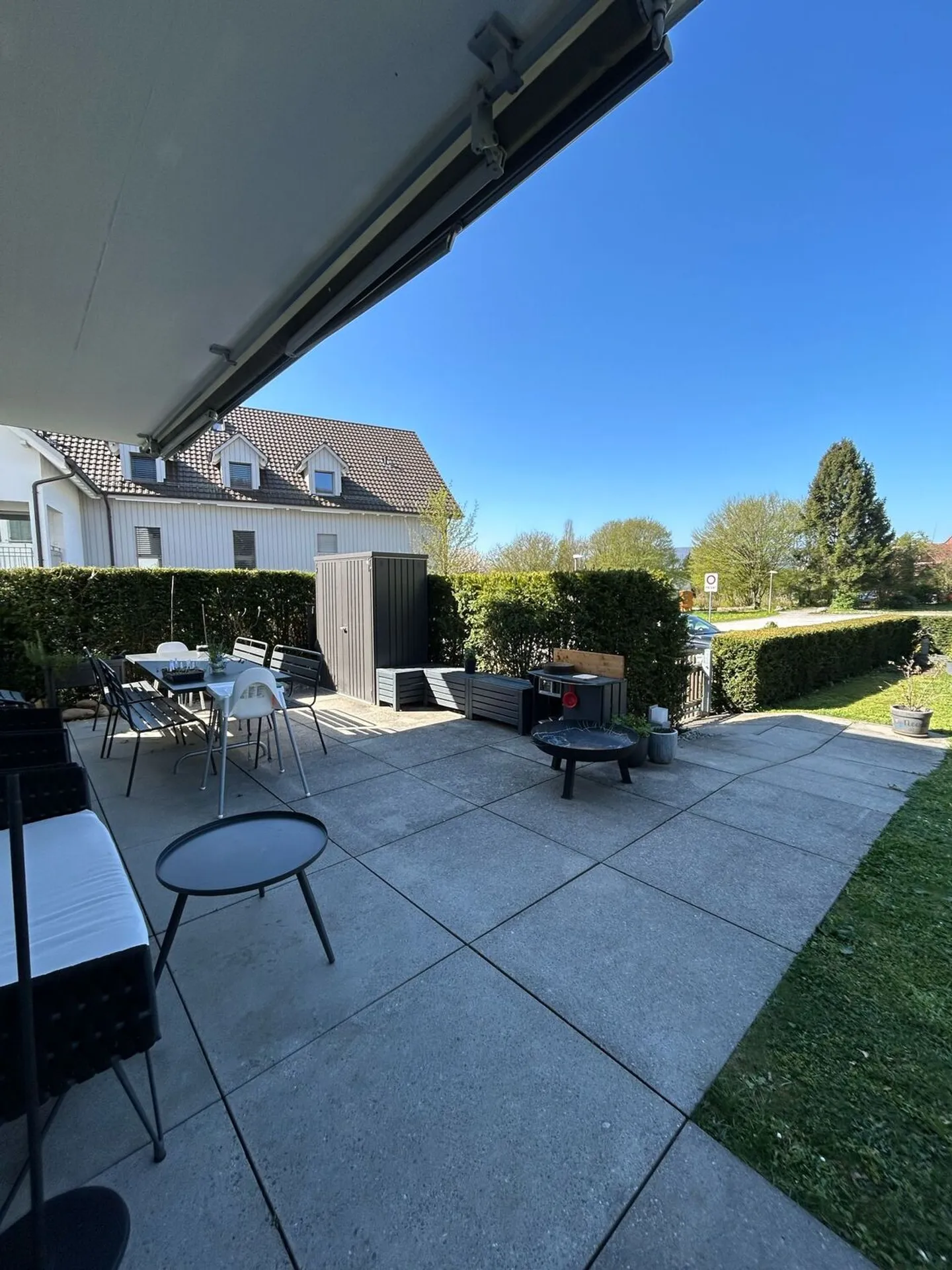 4½ ZI-WOHNUNG IN WEININGEN (ZH), MÖBLIERT, TEMPORÄR - Foto 9 von 12
