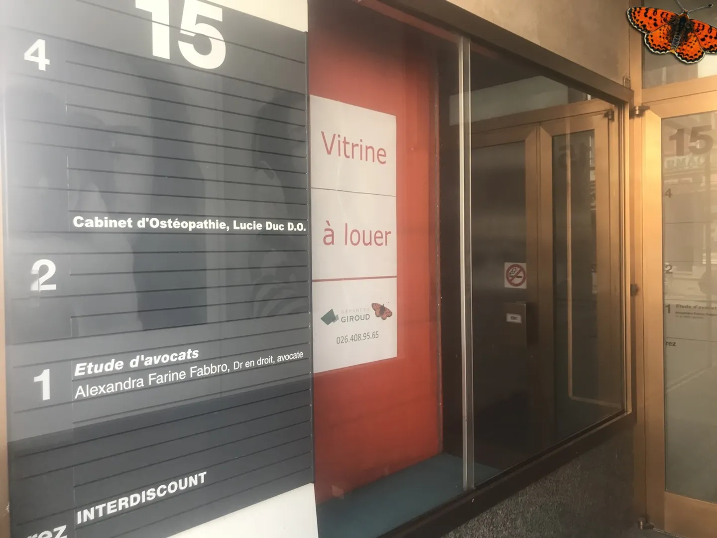 Negozio con vetrina in affitto - Foto 2 di 4