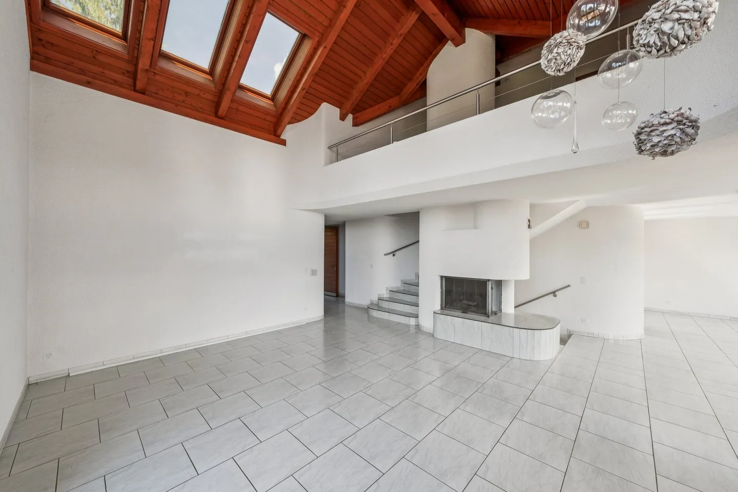 Exclusive Family Home with Lake View - Photo 3 of 13
