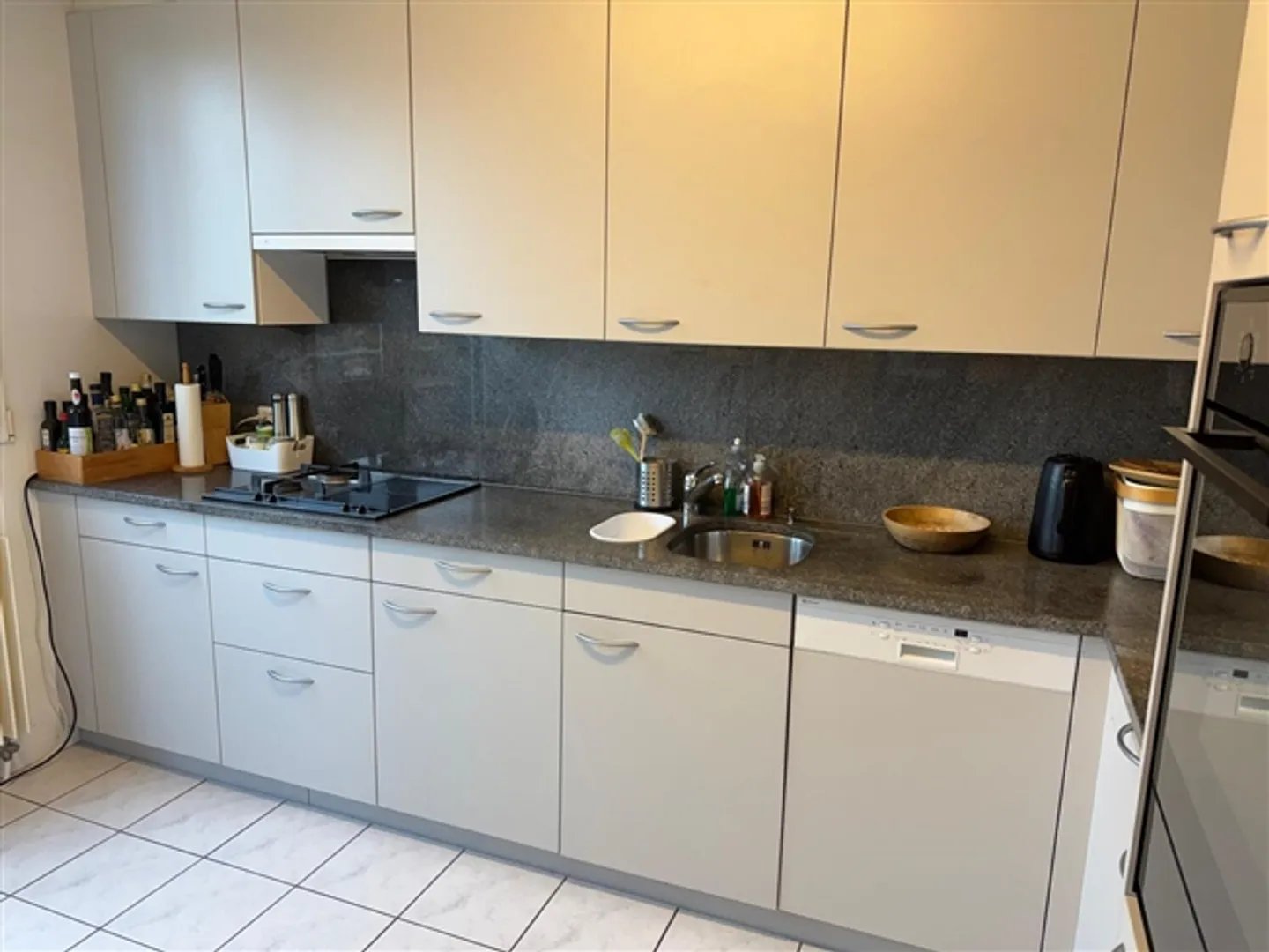 3½ ROOM ATTIC APARTMENT IN LUCERNE, FURNISHED, TEMPORARY - Photo 4 of 10