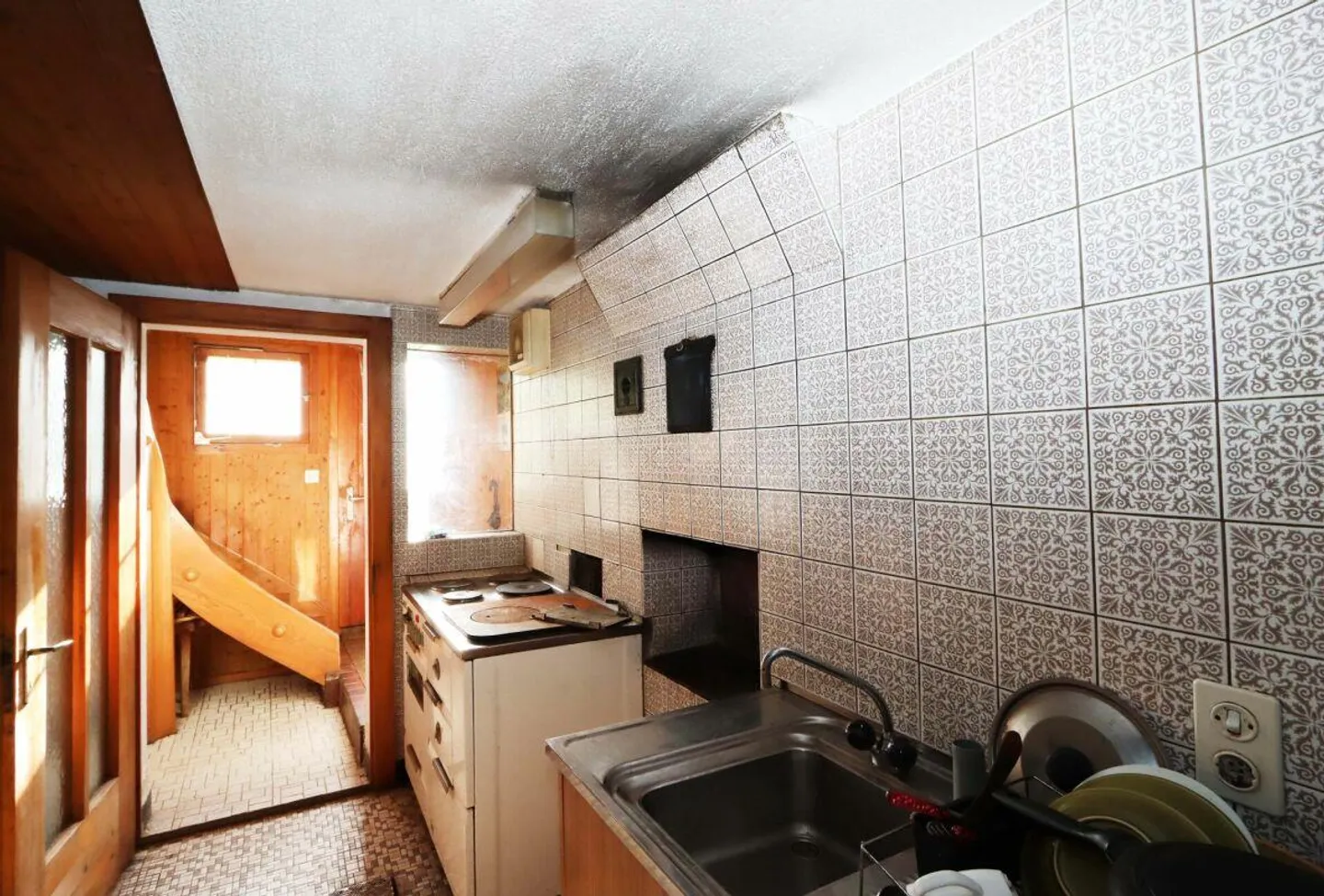 Freistehendes Ferienhaus mit Umschwung an einmaliger Lage mit traum... - Foto 9 von 15