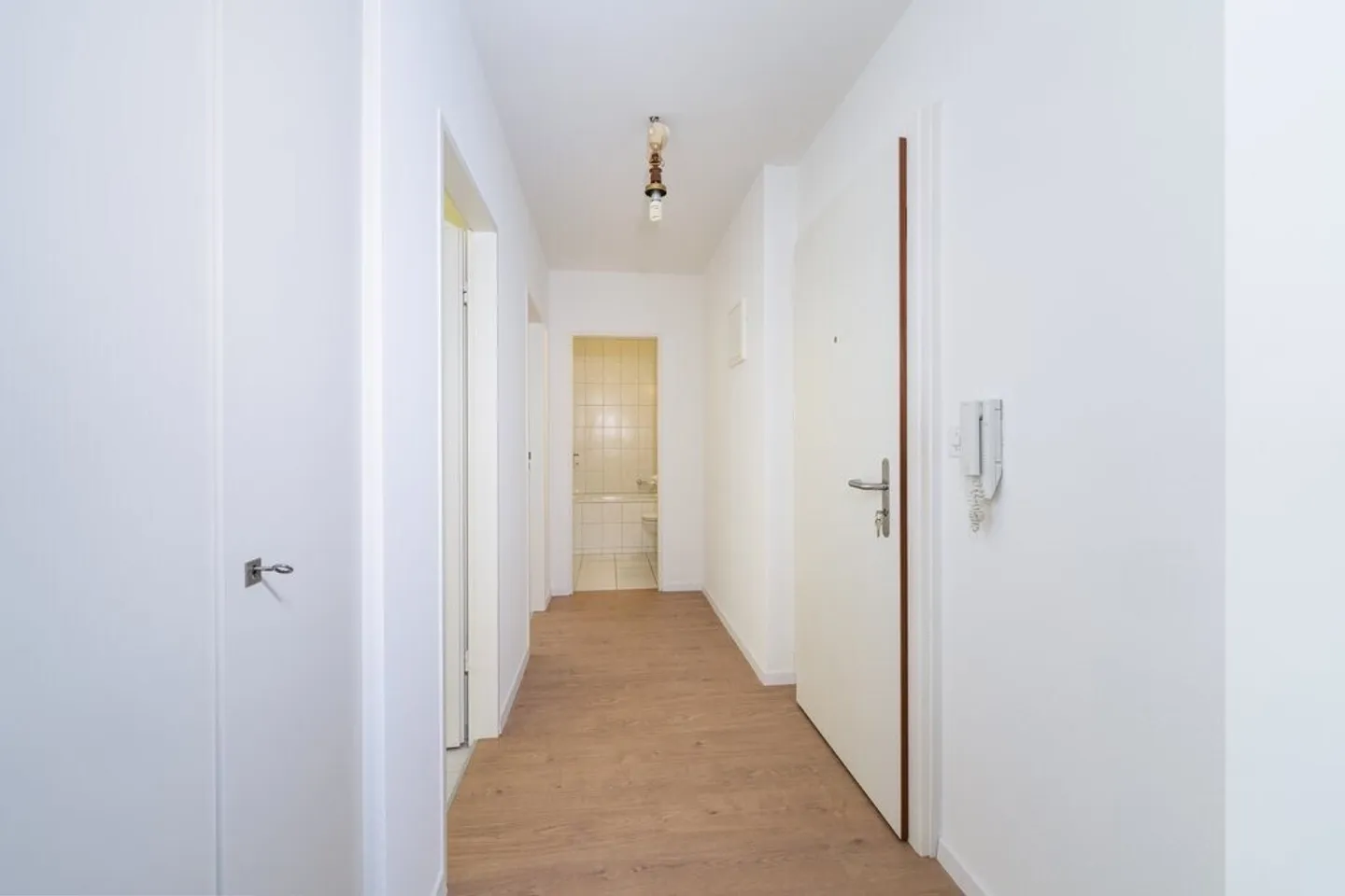 Casa multifamiliare ristrutturata - Foto 4 di 5