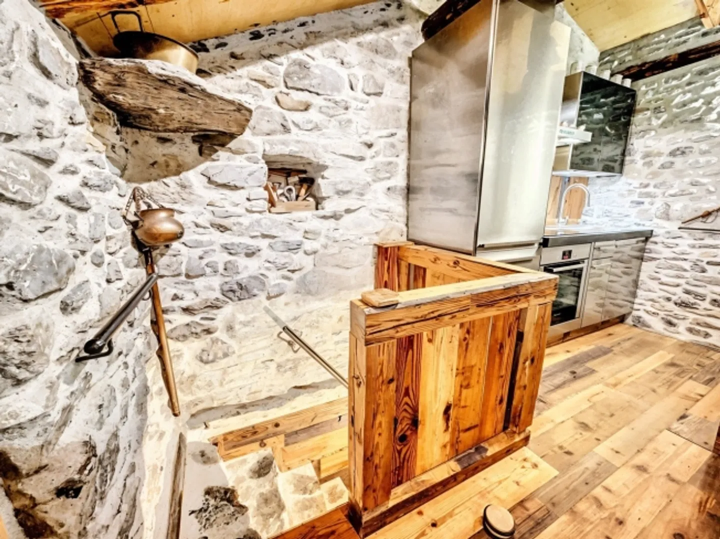 Chalet completamente ristrutturato in un ambiente idilliaco - Foto 12 di 16