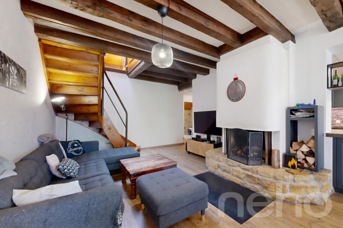 Wunderschöne Duplexwohnung mit 6,5 Zimmern (217 m²) - Ideal für Familien - Foto 4 von 12