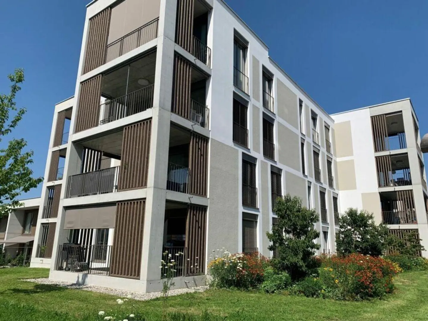 Appartamento moderno di 4,5 stanze con balcone e due bagni a Frauenkappelen - Foto 1 di 5