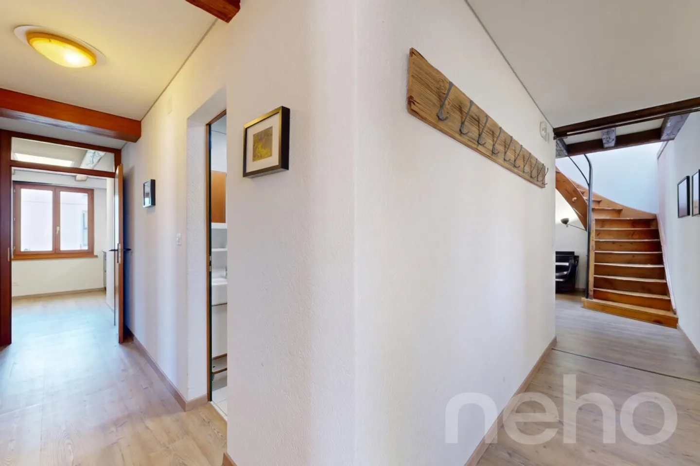 Wunderschöne Duplexwohnung mit 6,5 Zimmern (217 m²) - Ideal für Familien - Foto 3 von 12