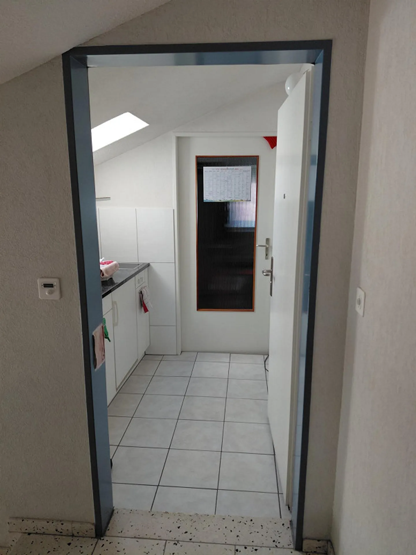 1.0 Room Apartment in Dübendorf - Photo 2 of 6