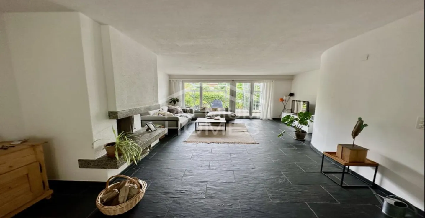 Maison de famille en rangée de 4,5 pièces - Photo 1 sur 5