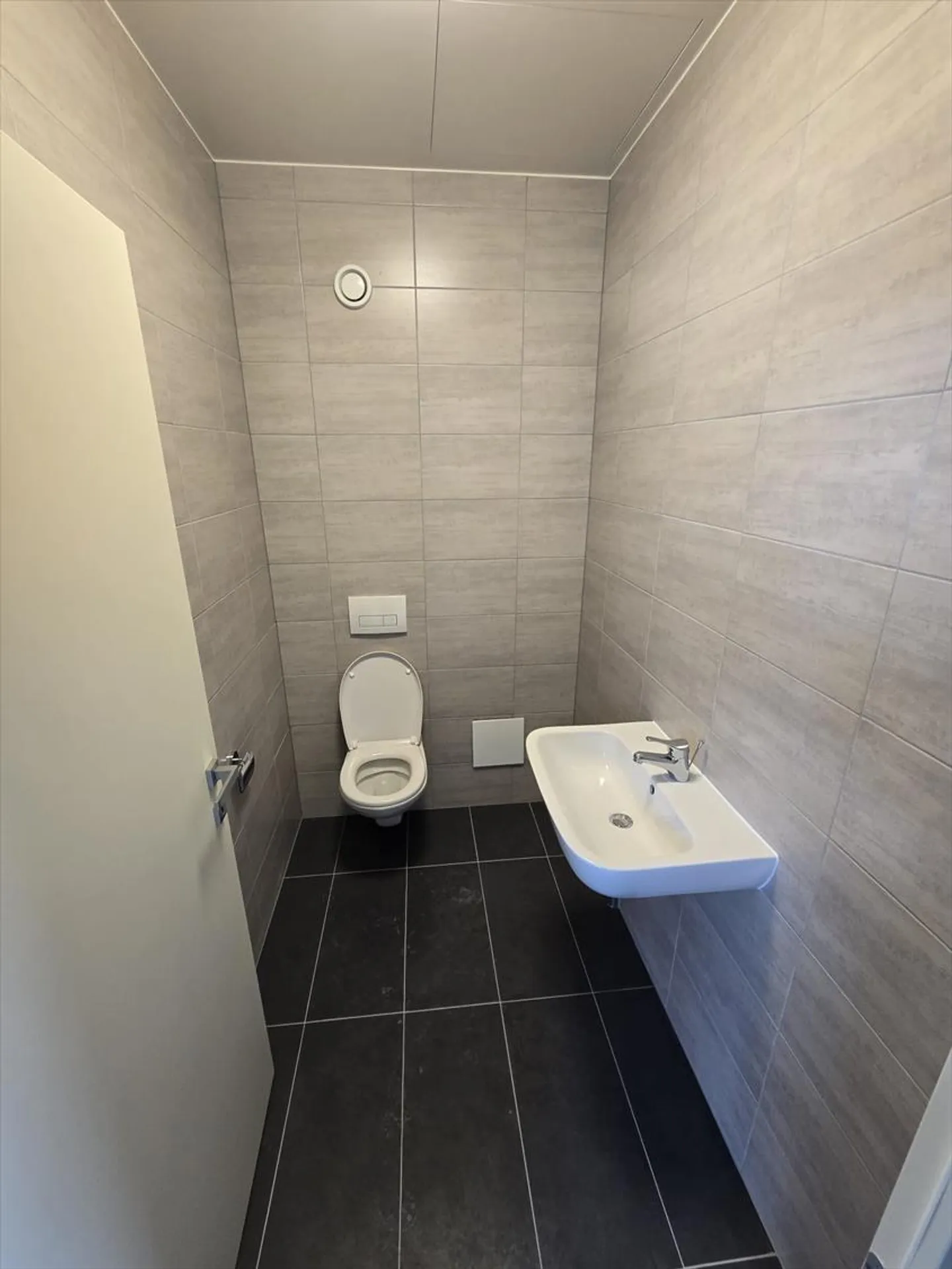 Atelier 1 pièce - Photo 13 sur 13