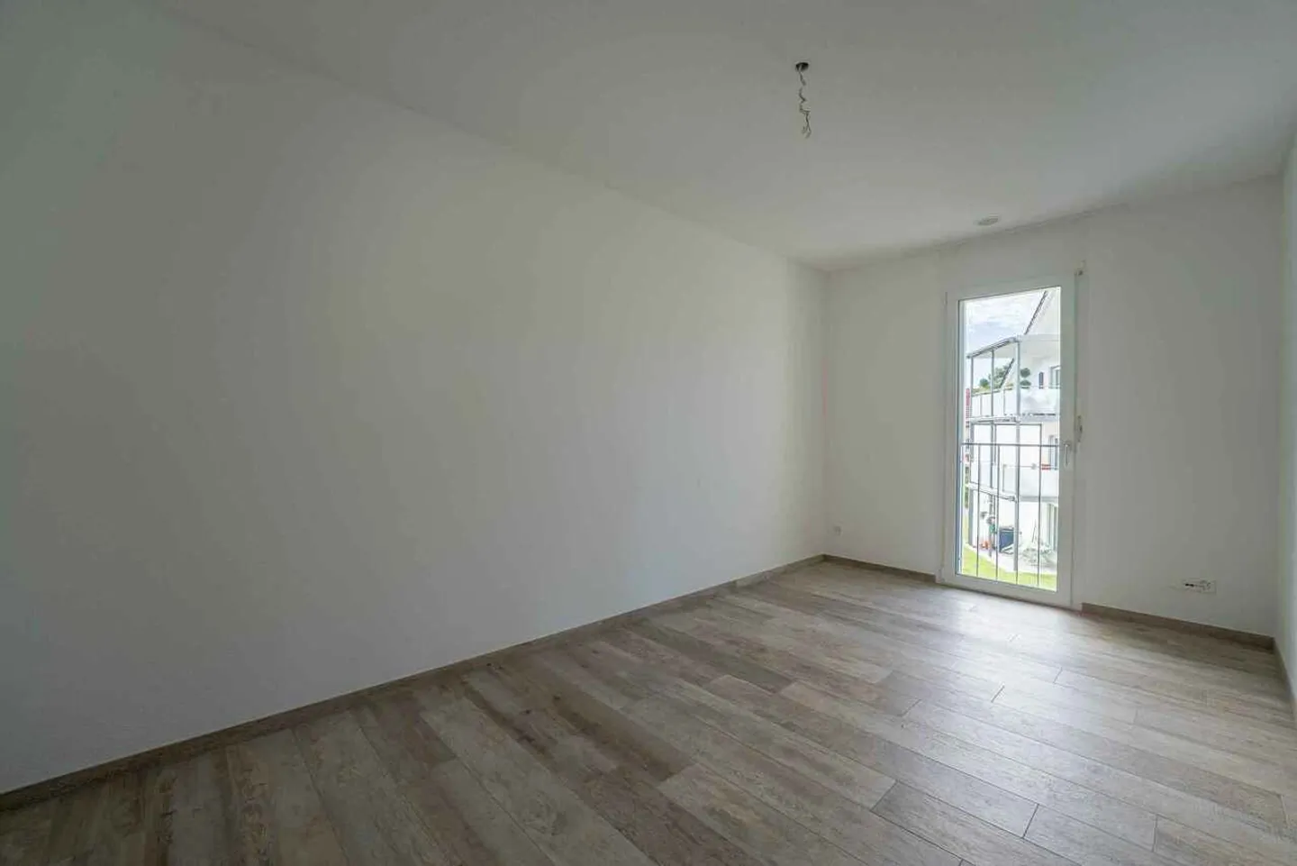 Modernes 3.5-Zimmer Apartment in Oberwil - Foto 5 von 12