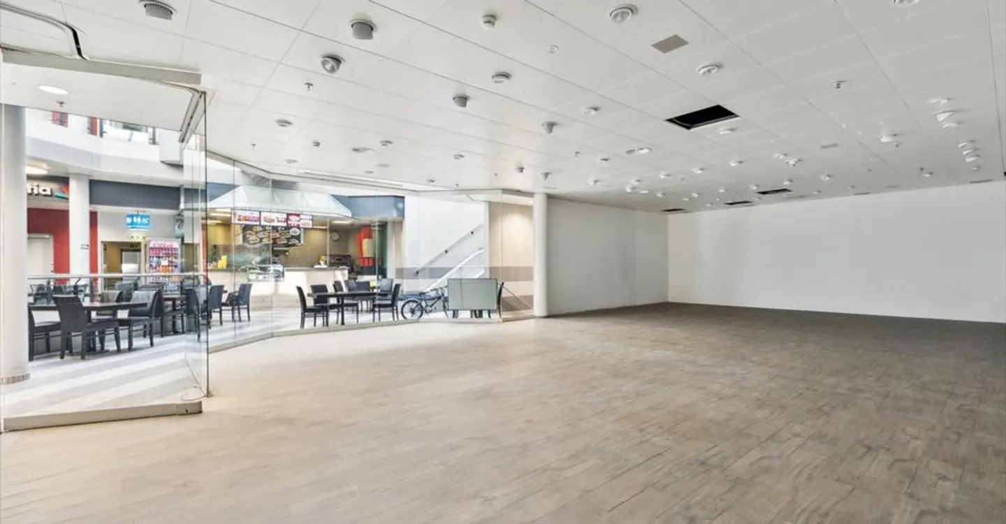 Exclusive offer: Only CHF 150.00/m² in the first year!* - Photo 3 of 12