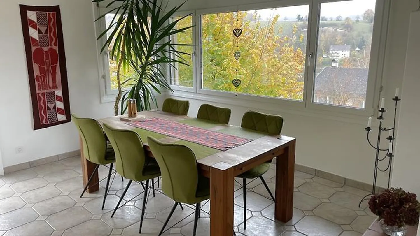 Geräumiges Einfamilienhaus in Diessenhofen - Foto 2 von 8