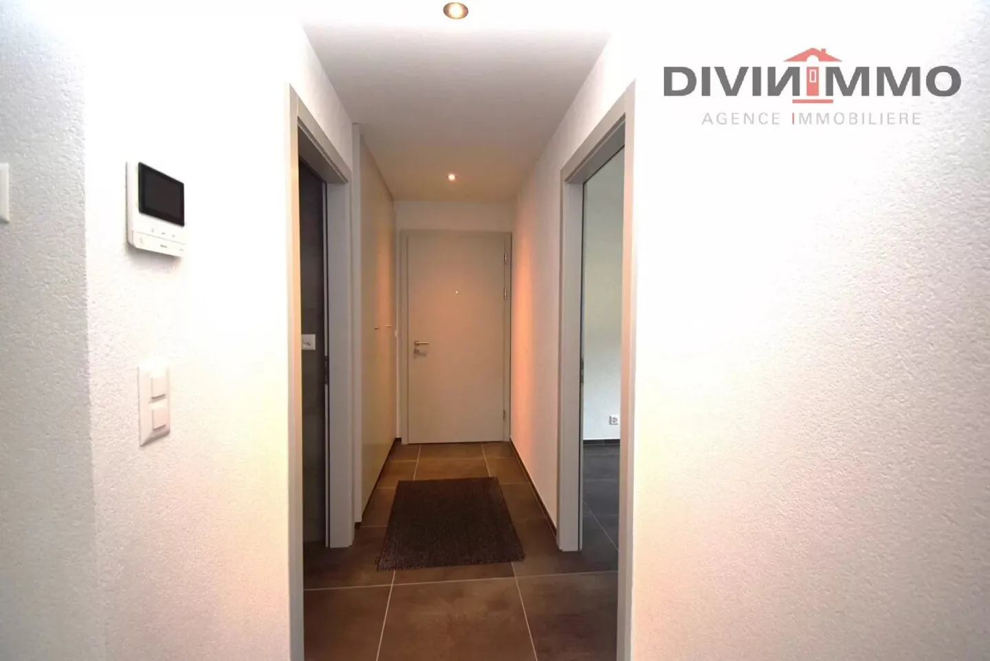 Bellissimo nuovo appartamento di 4,5 stanze al piano terra est - Foto 7 di 10