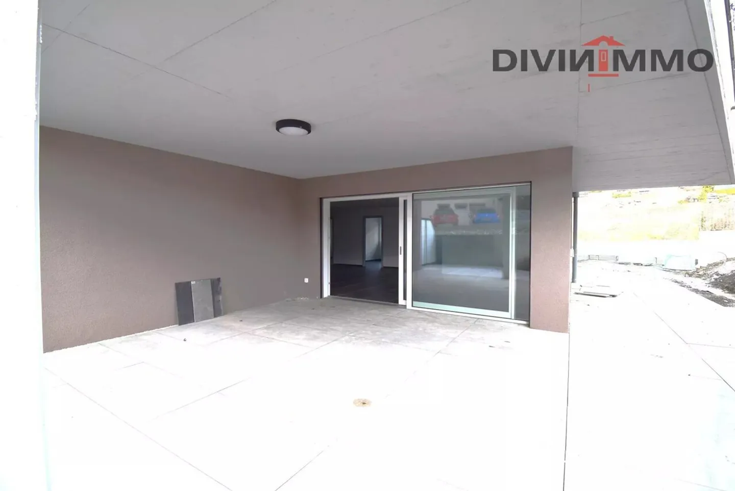 Bellissimo nuovo appartamento di 4,5 stanze al piano terra est - Foto 9 di 10