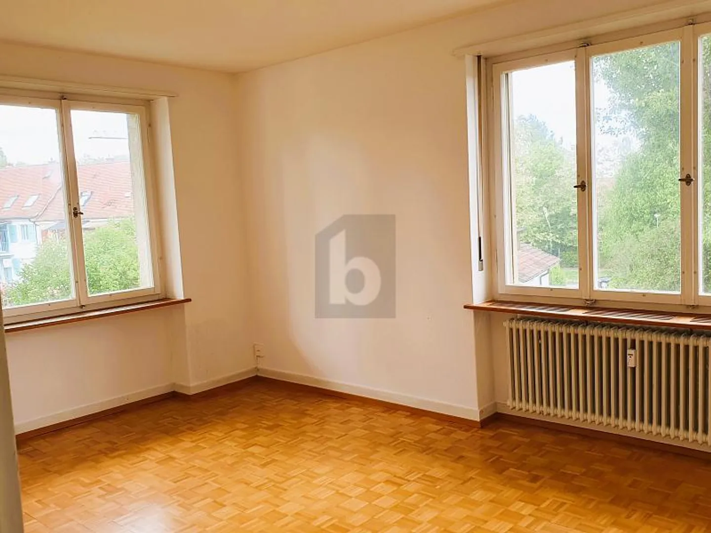 NATURE AT THE DOOR, BRIGHT AND QUIET - Photo 4 of 6