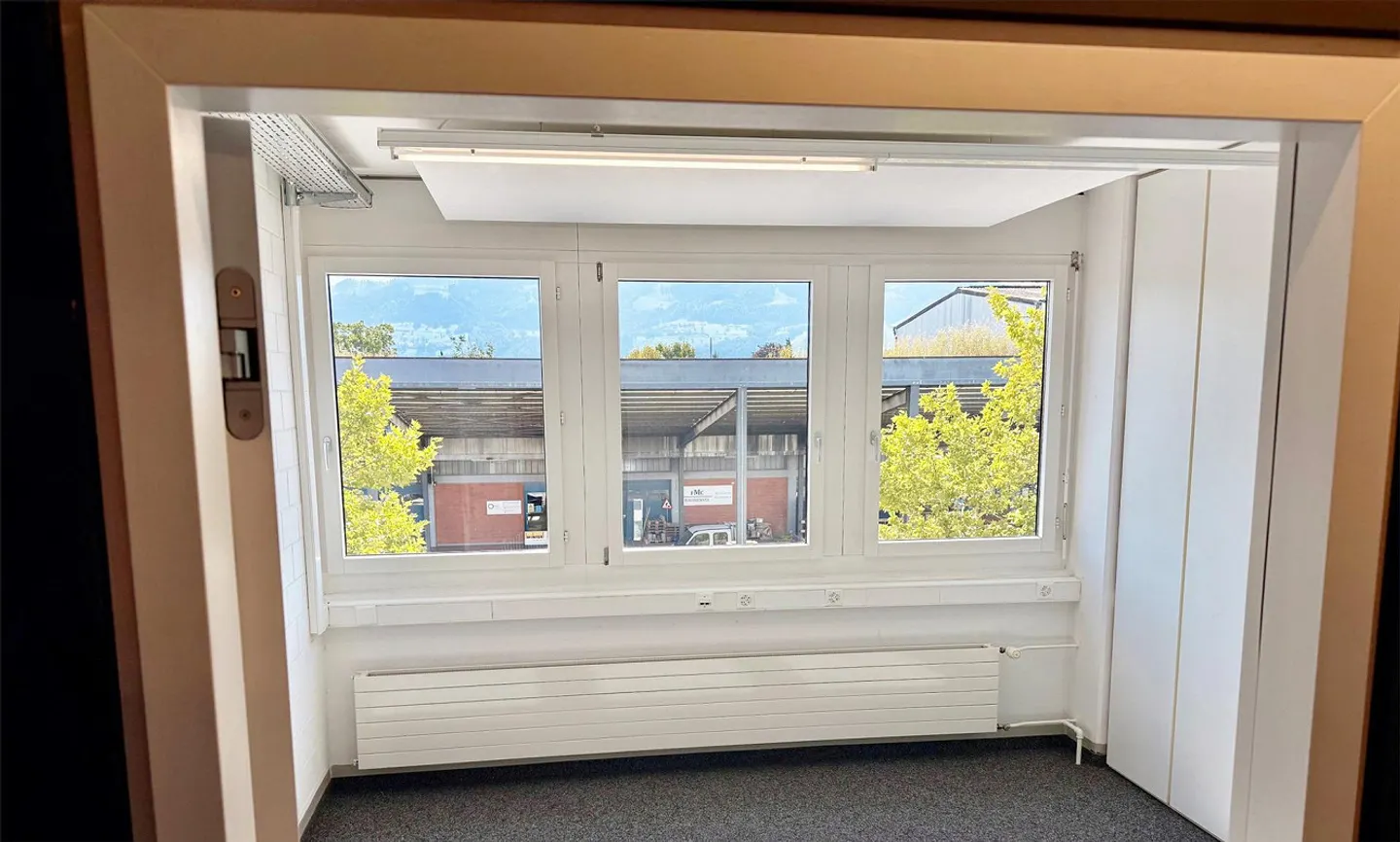 Kickstart in Jona! - Ideal for up to 6 workspaces - Photo 6 of 7