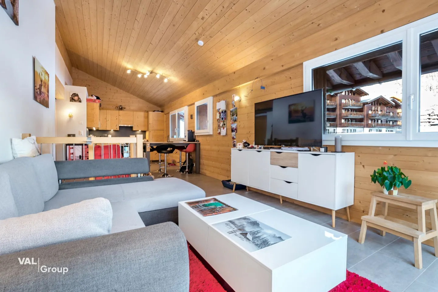 Charming Duplex in Grimentz - Photo 2 of 13