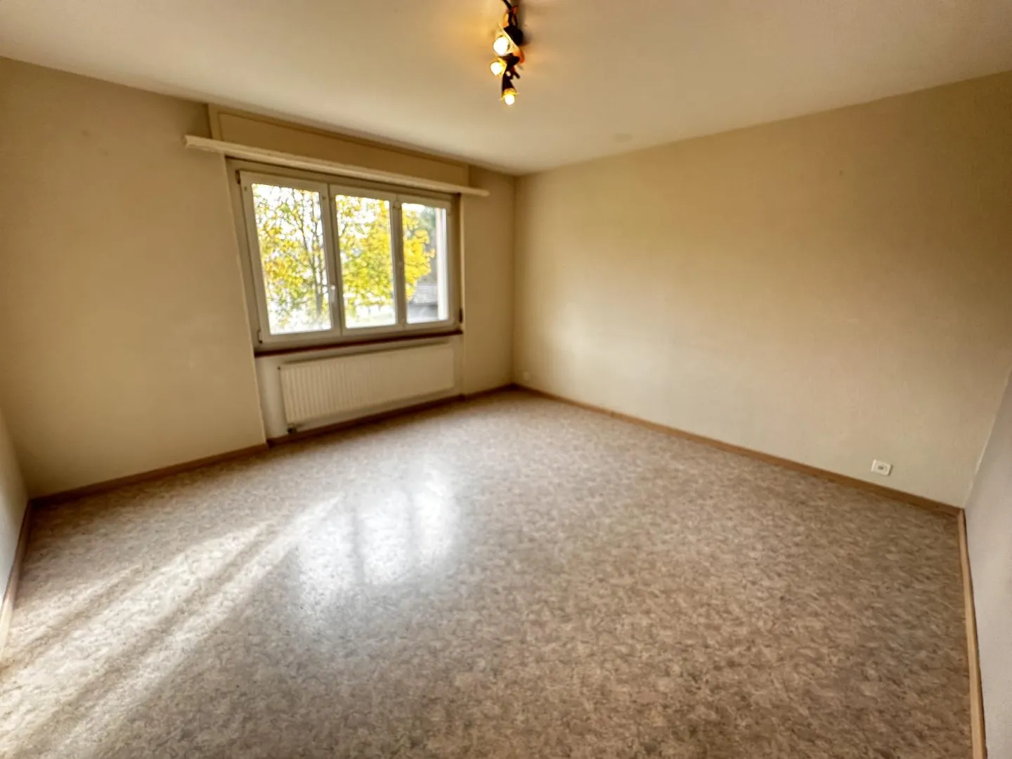 5-Zimmer-Wohnung - Foto 4 von 13