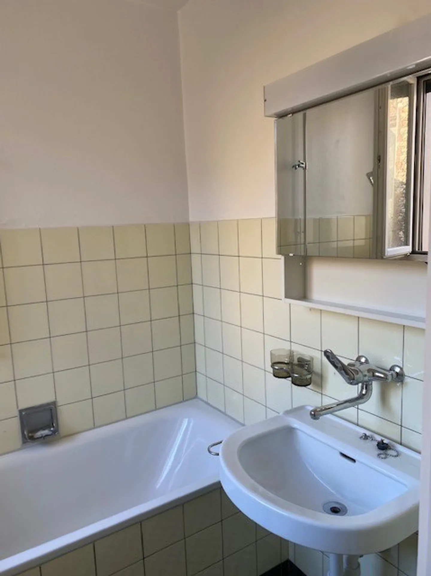 2-room apartment - Photo 3 of 5