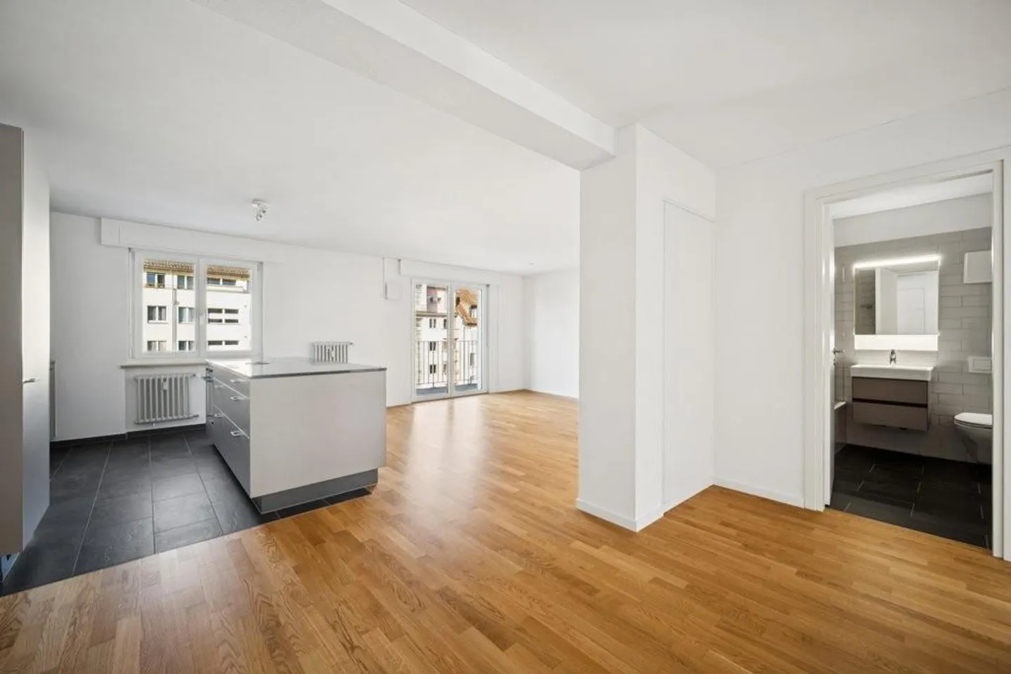 Au cœur de l'action : Appartement moderne - 1 mois de loyer gratuit - Photo 4 sur 8