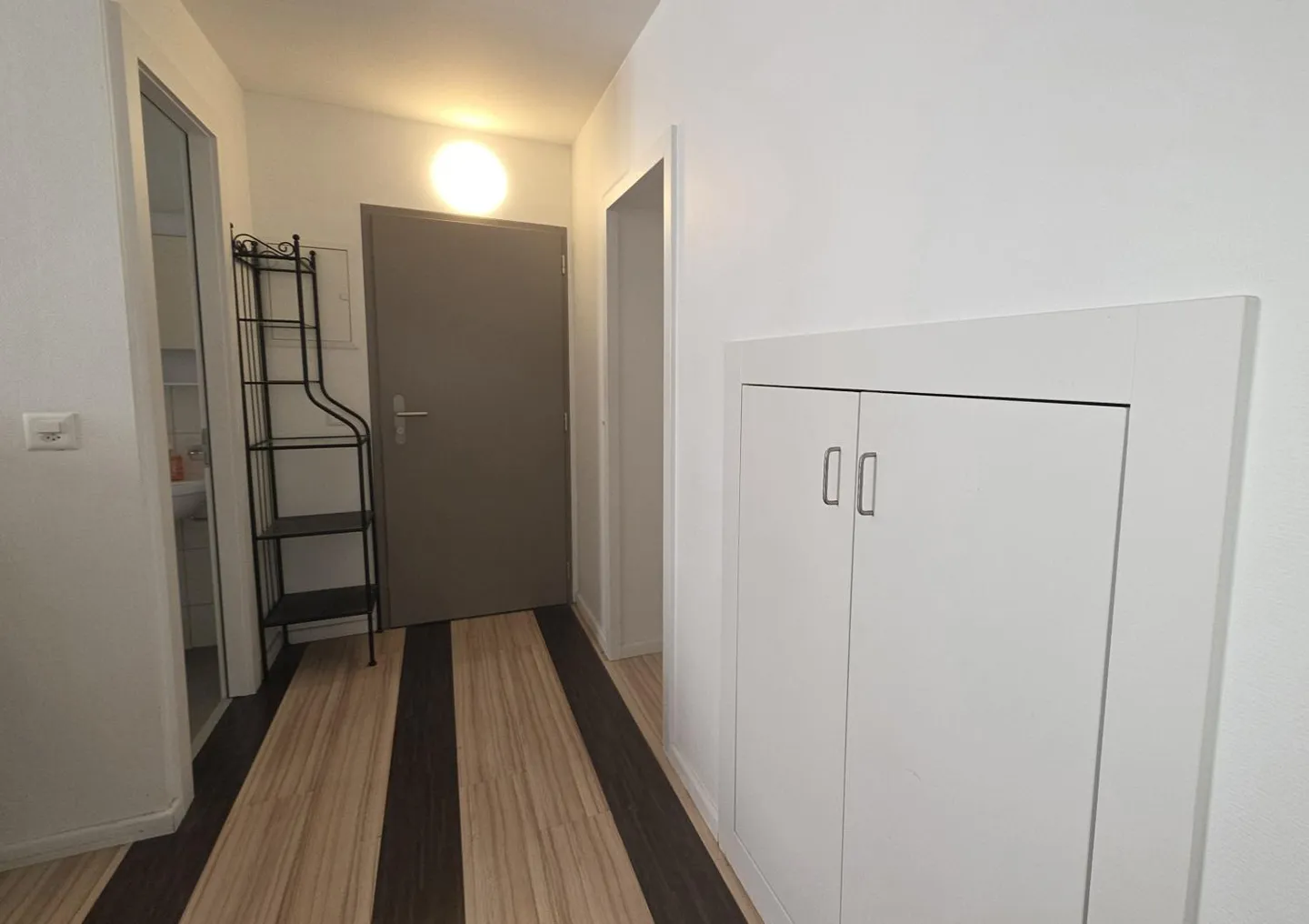 2.5 Room Apartment - Photo 9 of 9