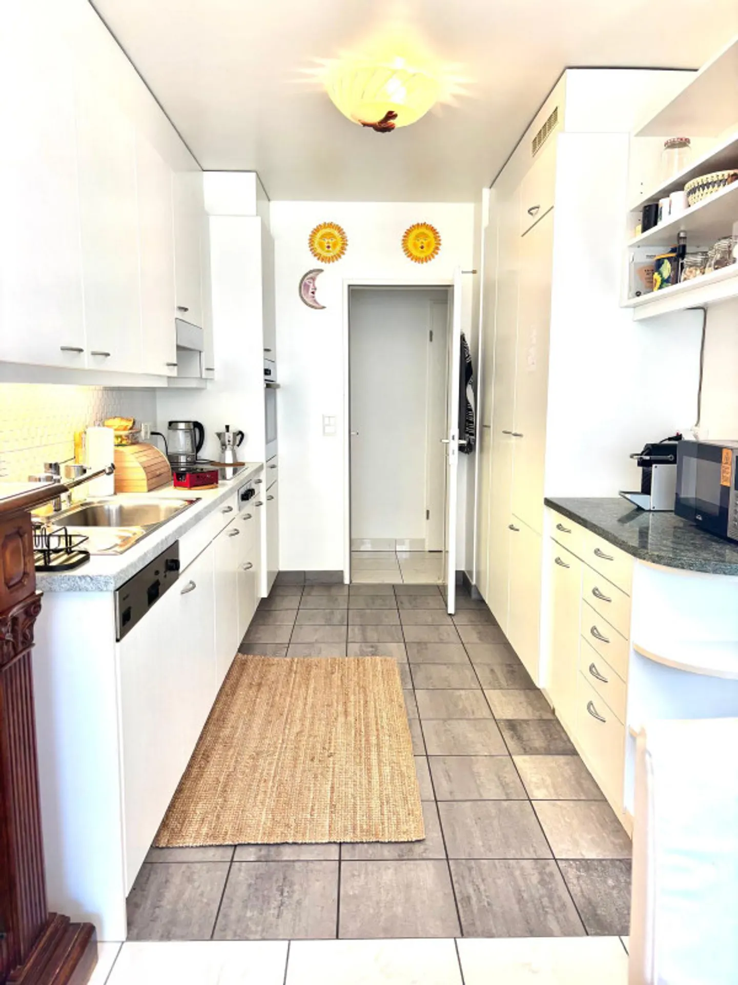 Very nice 5.5 rooms fully furnished with balcony in Petit-Saconnex/Geneva - Photo 2 of 10