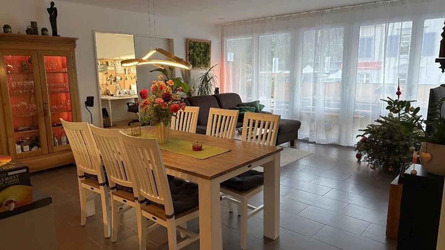 Modernes Apartment in Sissach - Foto 3 von 9