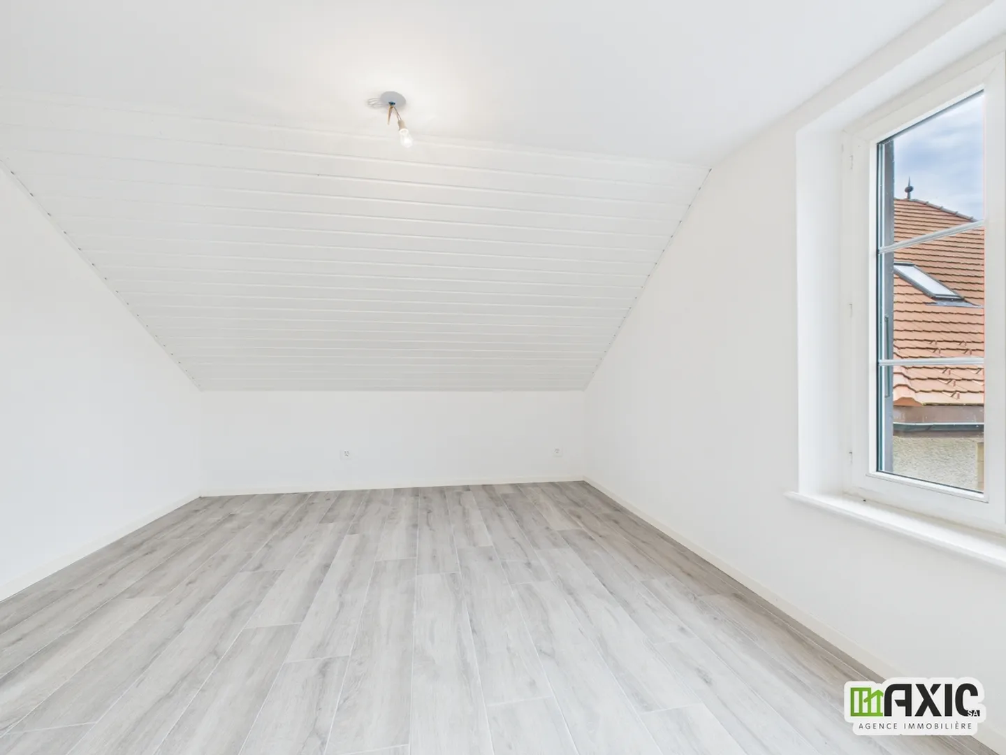 A louer : Appart. de 3.5 pièces entièrement rénové dans petit immeuble - Photo 9 sur 9