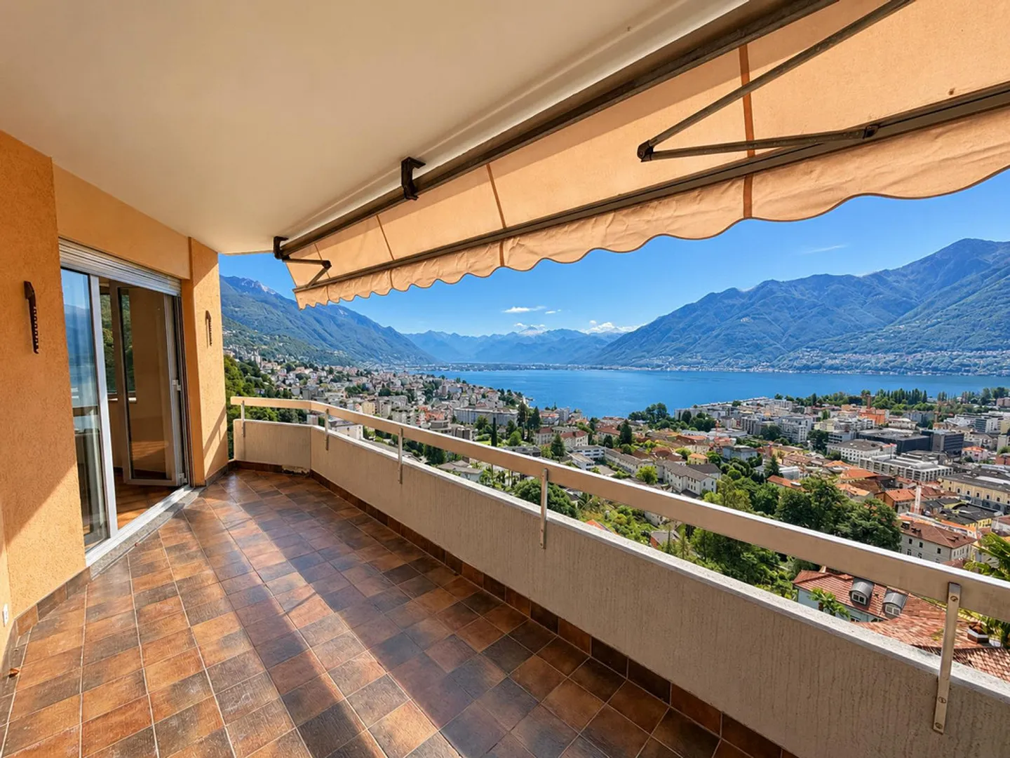 4,5 Zimmer mit herrlichem Seeblick - Foto 3 von 21