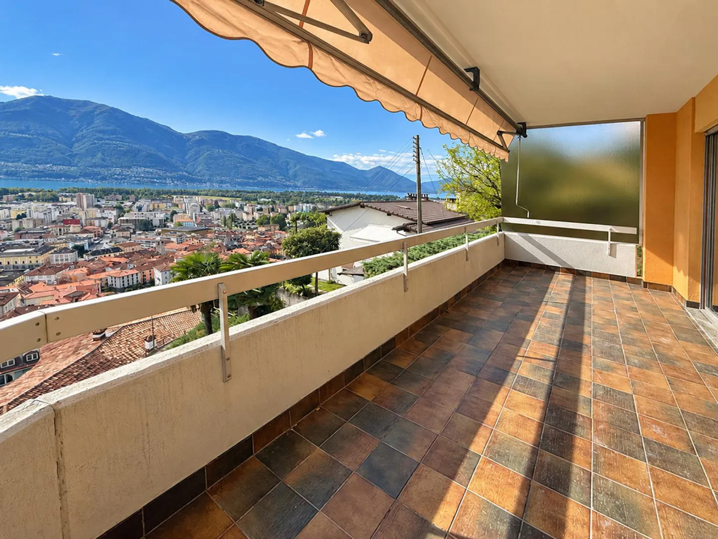 4,5 Zimmer mit herrlichem Seeblick - Foto 6 von 21