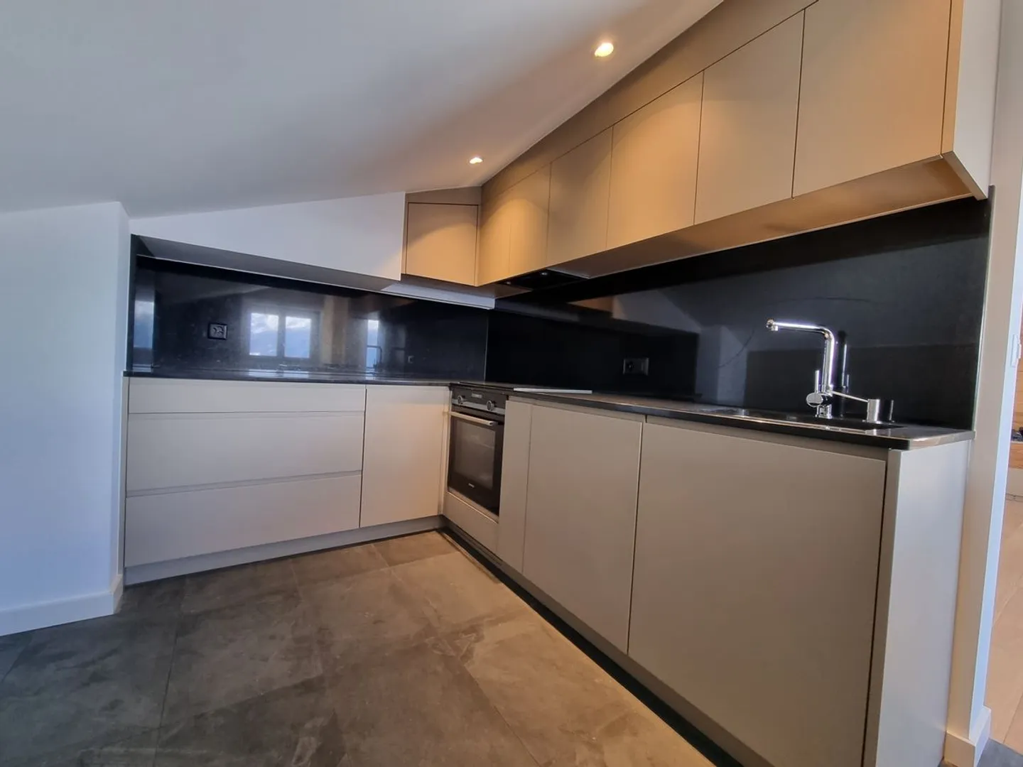 Apartment for sale - Photo 5 of 13