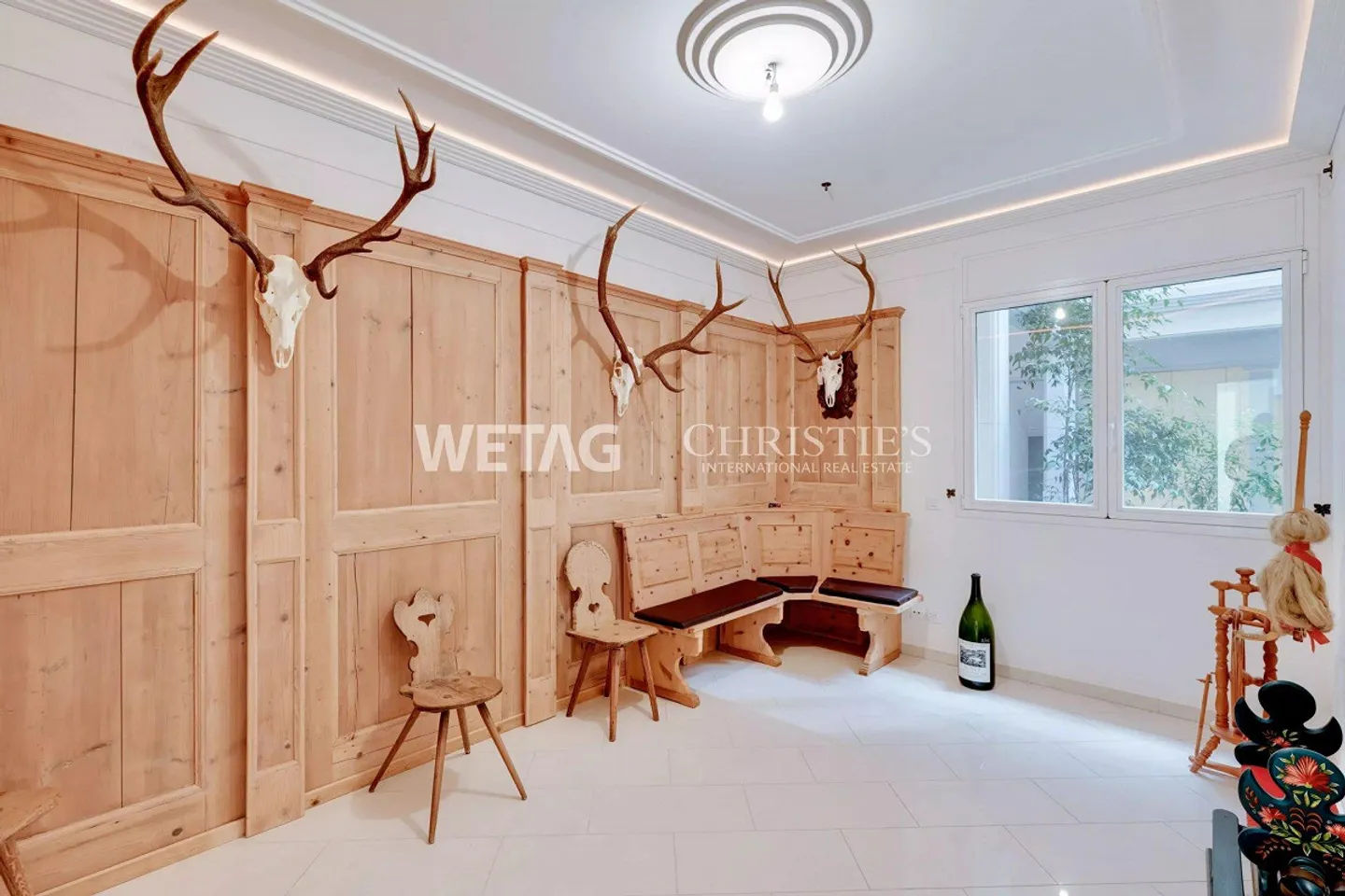 Muralto : Appartement moderne et lumineux avec grande terrasse et architecture en verre élégante à vendre - Photo 11 sur 13