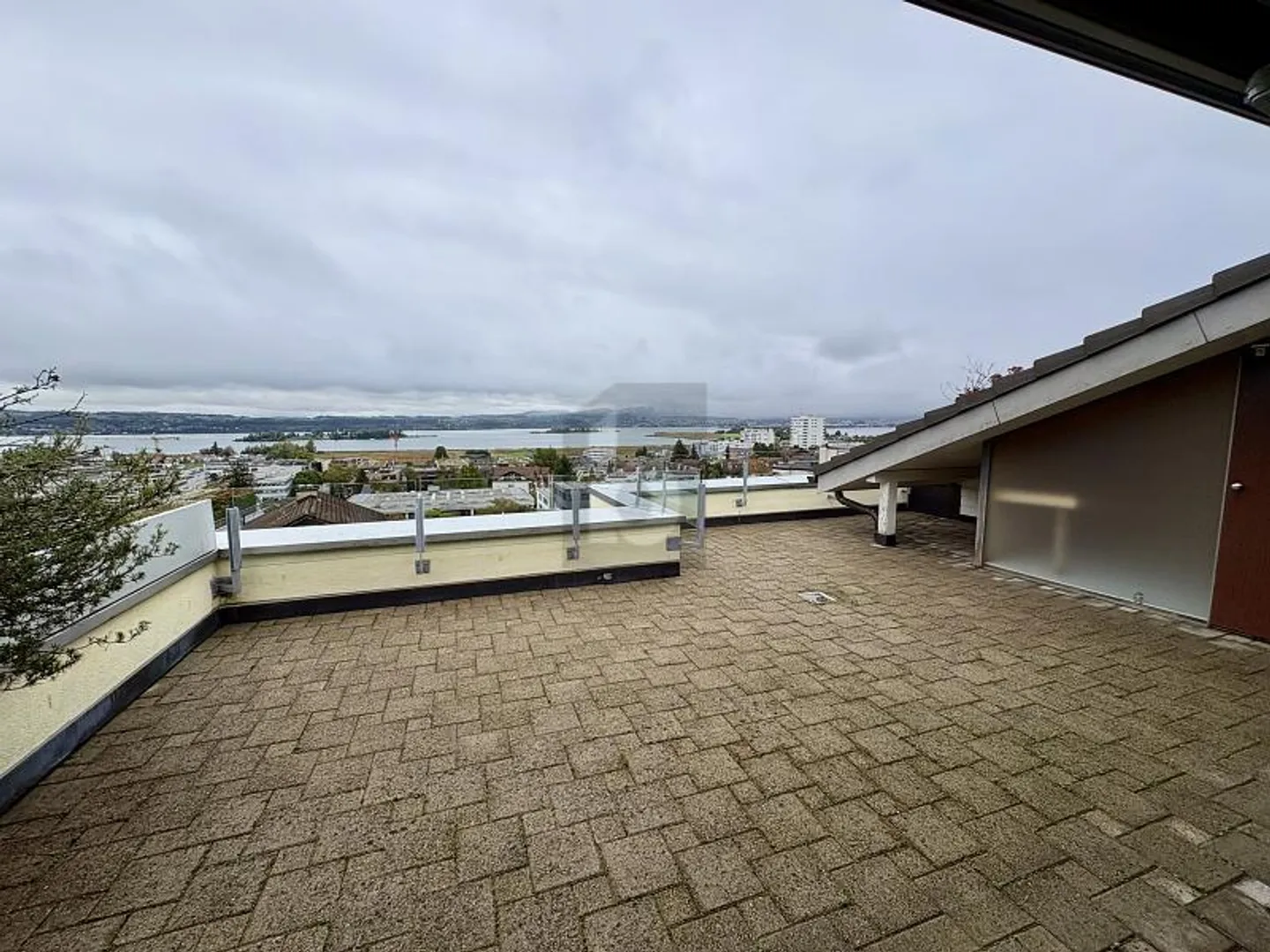 QUIET, CENTRAL AND WITH LAKE VIEW - Photo 1 of 6
