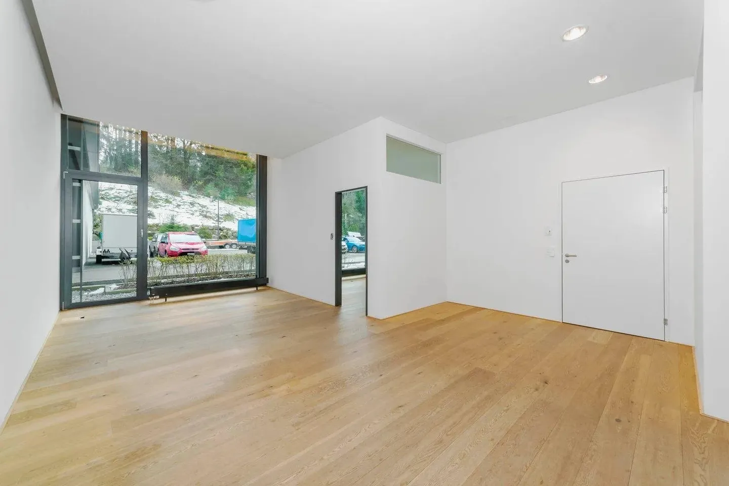 Commercial for rent, Chaltenbodenstrasse 16 (Feusisberg, Switzerland) - Foto 3 von 6