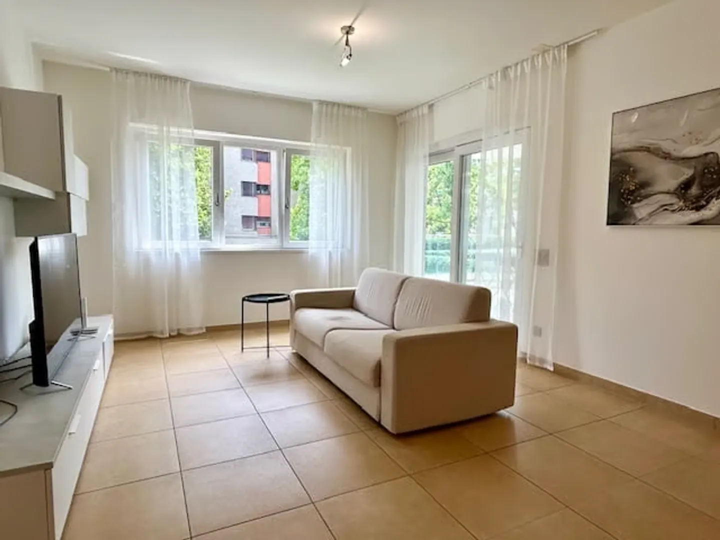 Zona Cassarate - 3.5 Room Furnished - Photo 17 of 21