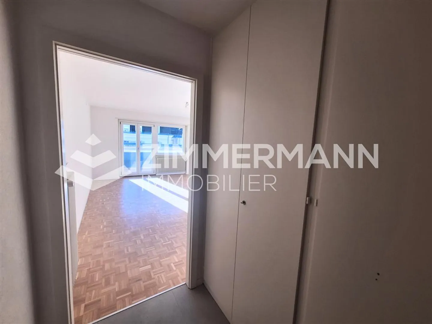 Wohnung,1,32 - Foto 7 von 8