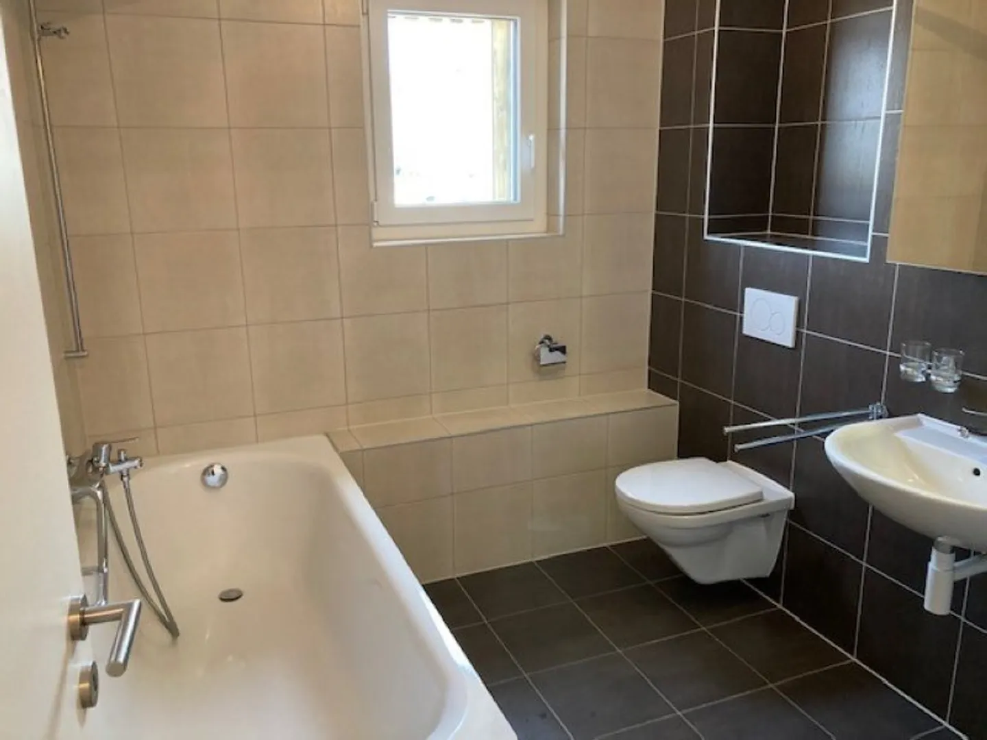 04575 - Appartamento 3.5 locali - Ch. du Verger 22A, B e C - Collombey - Foto 7 di 8