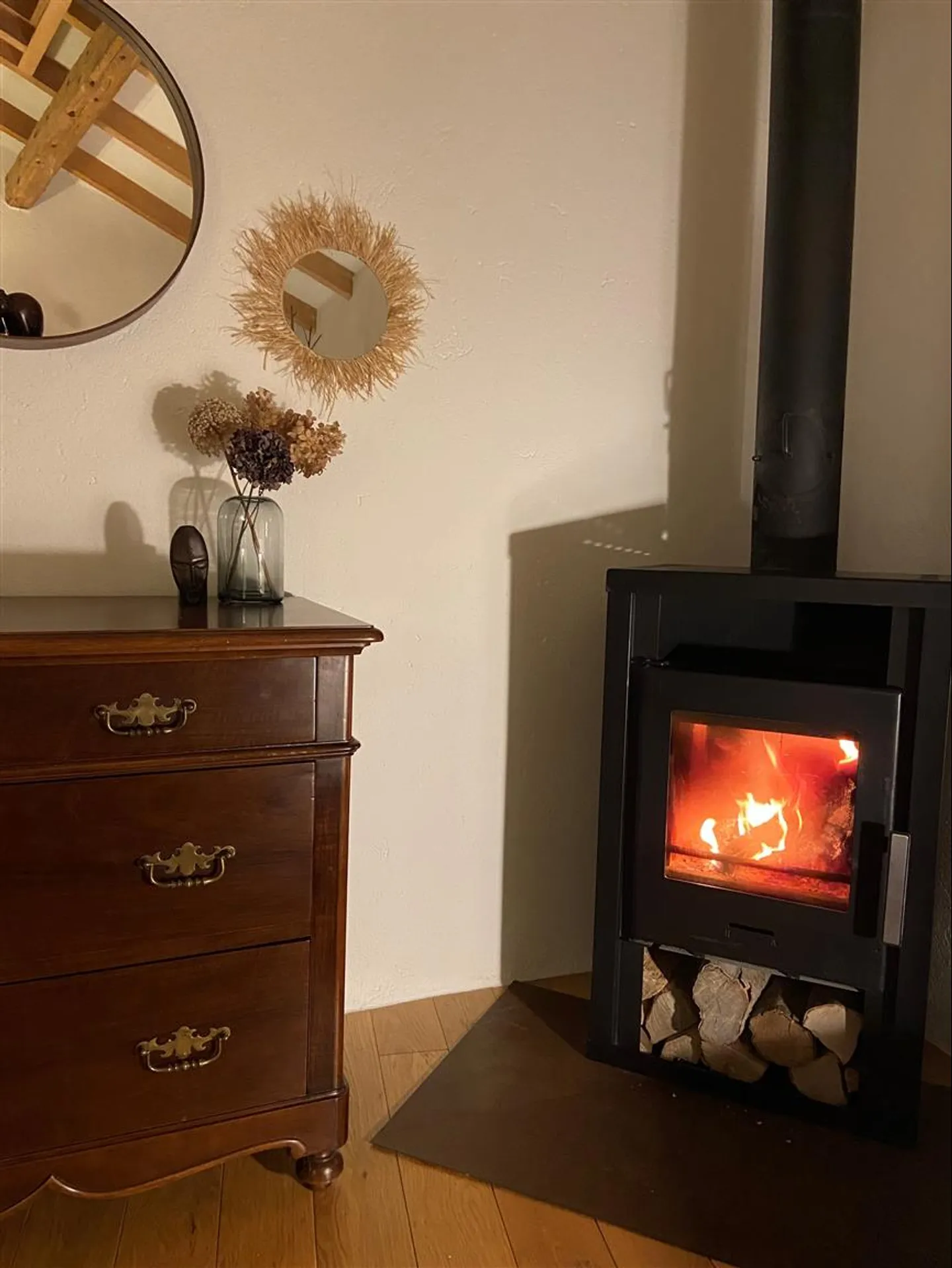 Charming Duplex Apartment - Photo 9 of 10